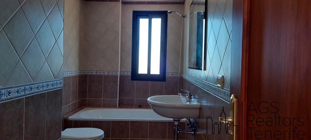 For sale of apartment in Adeje