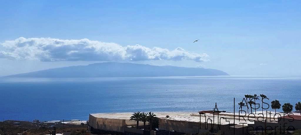 For sale of apartment in Adeje