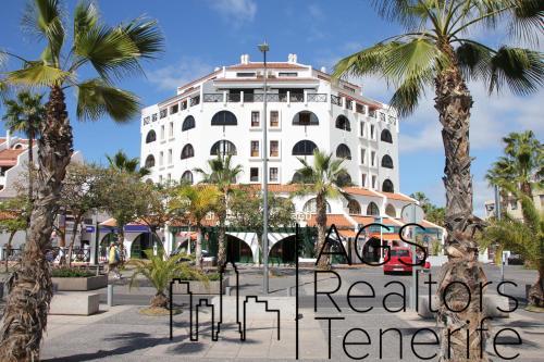 For sale of apartment in Playa de los Cristianos