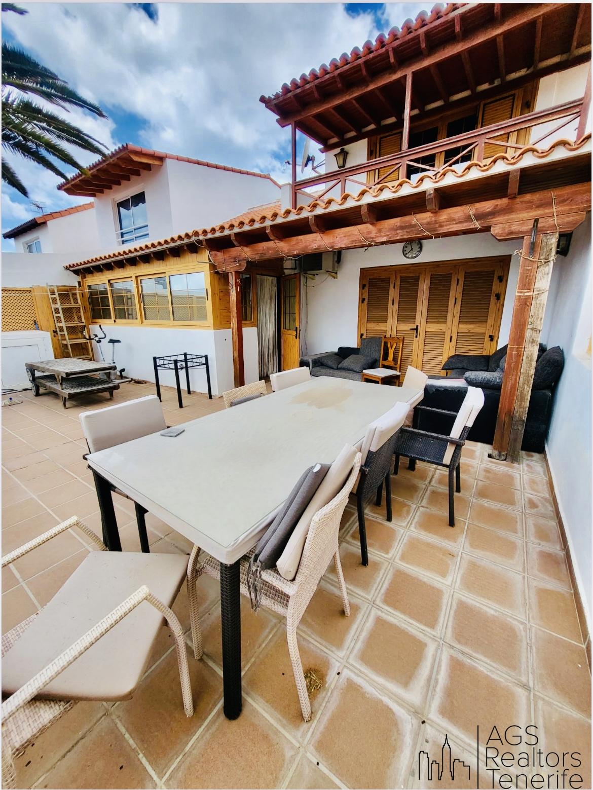 For sale of bungalow in Golf del sur