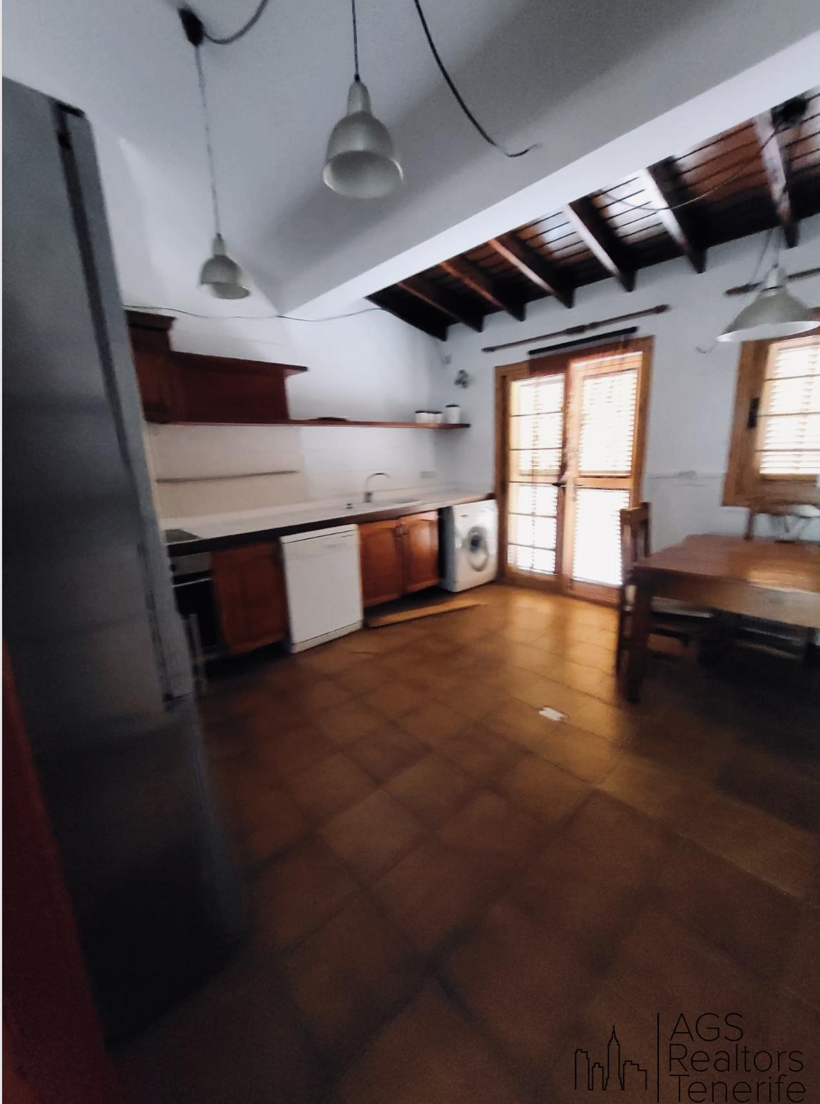 For sale of bungalow in Golf del sur