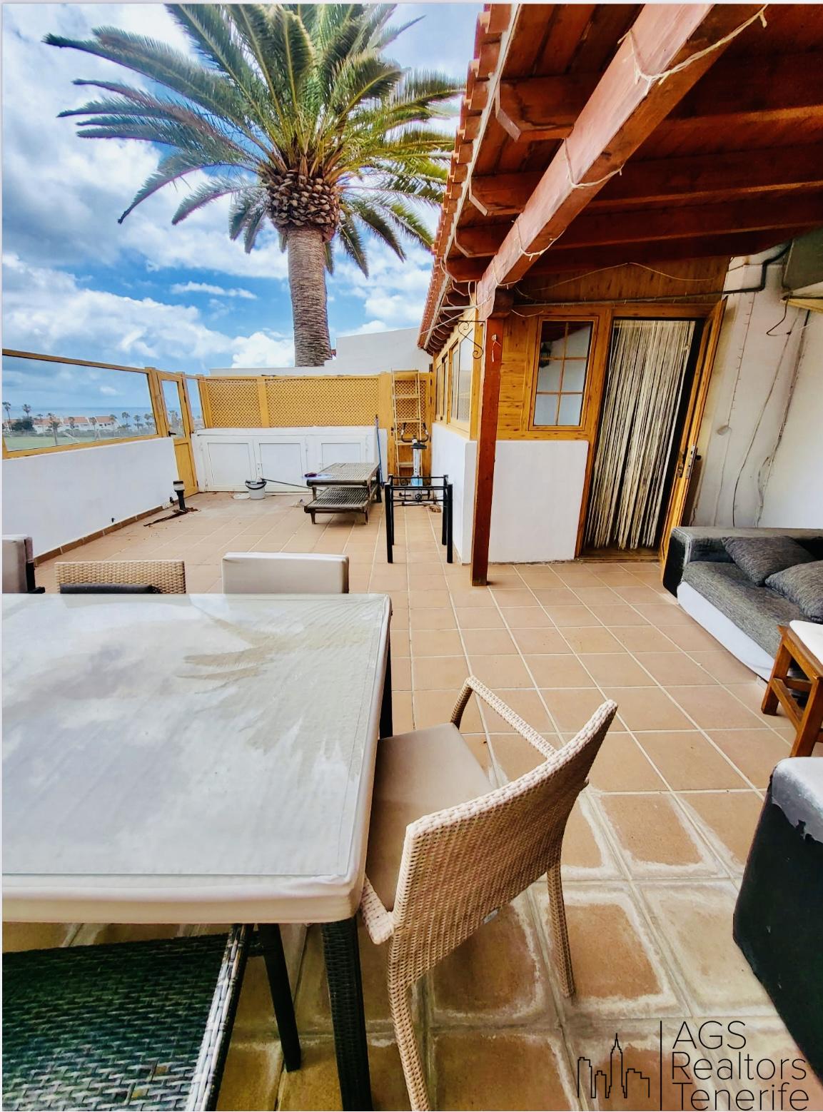 For sale of bungalow in Golf del sur