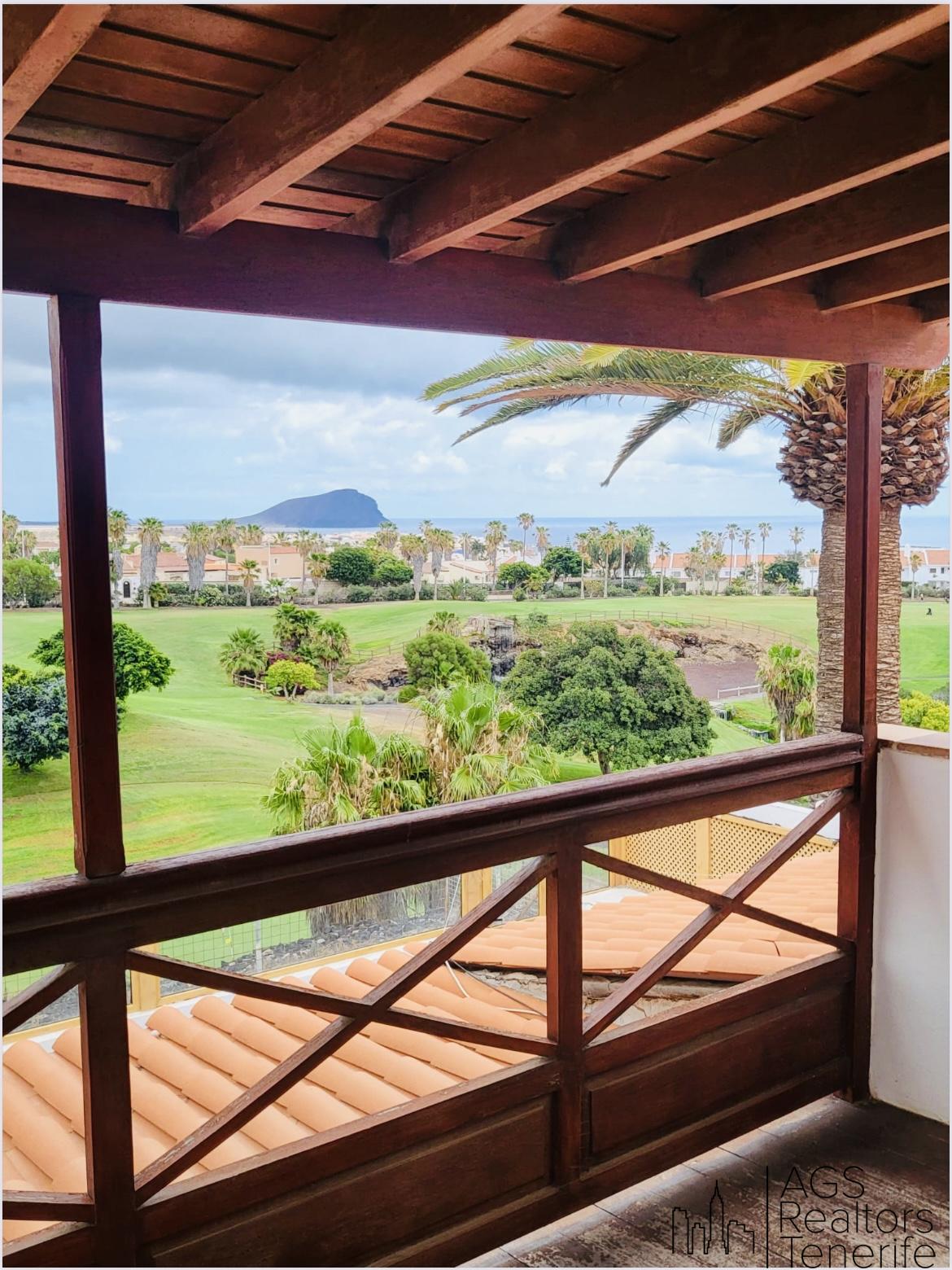 For sale of bungalow in Golf del sur