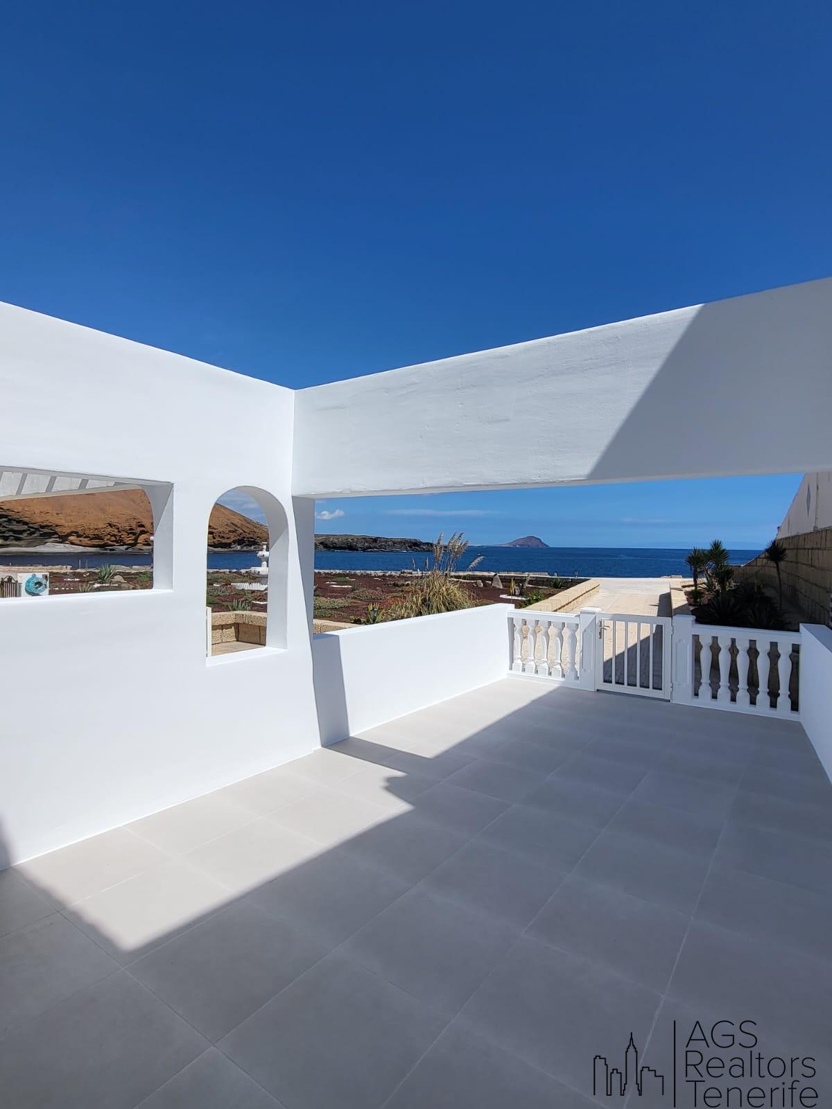 For sale of apartment in Costa del Silencio