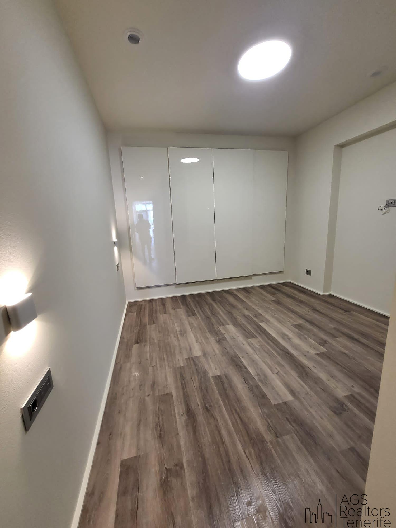 For sale of apartment in Costa del Silencio