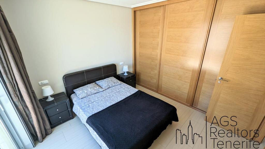 For sale of penthouse in Playa la Tejita