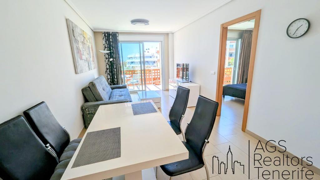 For sale of penthouse in Playa la Tejita