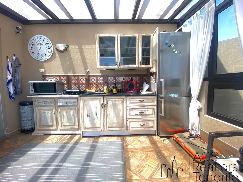 For sale of penthouse in El Médano