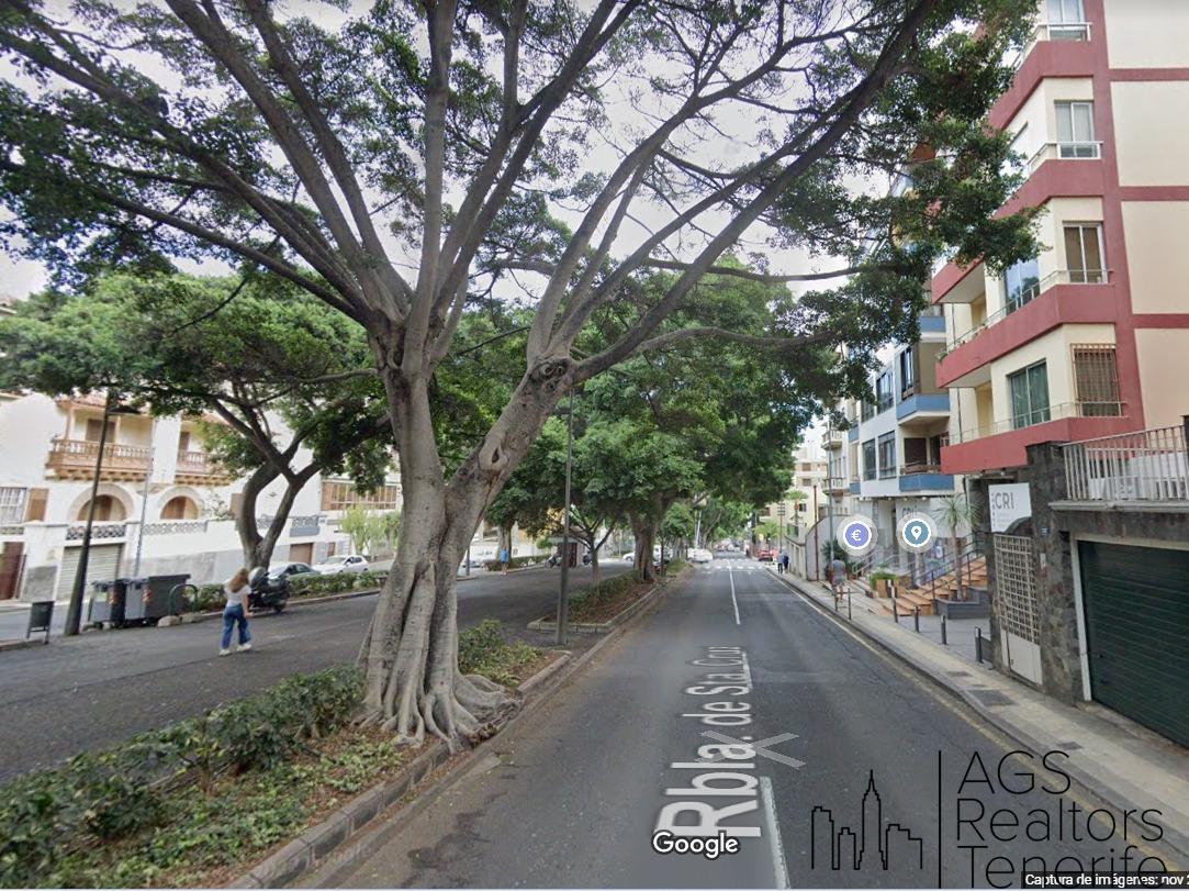 For sale of apartment in Santa Cruz