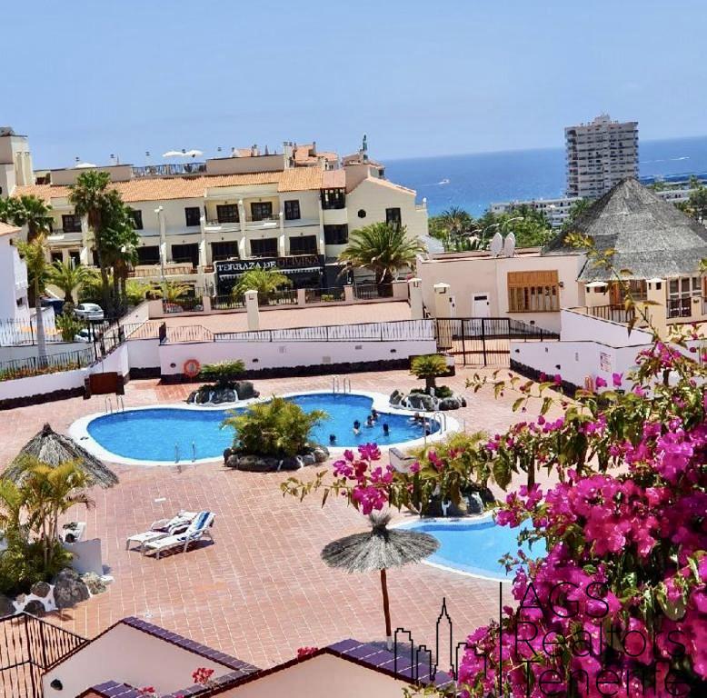 For sale of apartment in Playa de los Cristianos