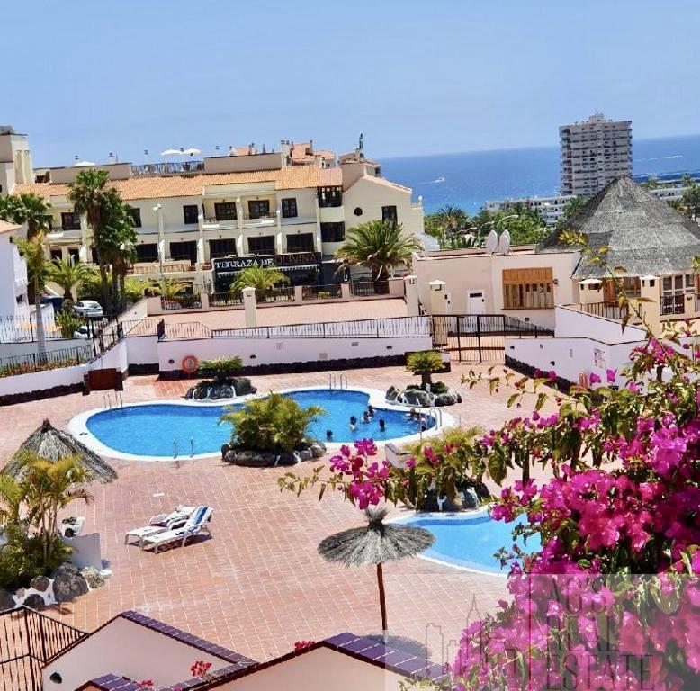 For sale of apartment in Playa de los Cristianos