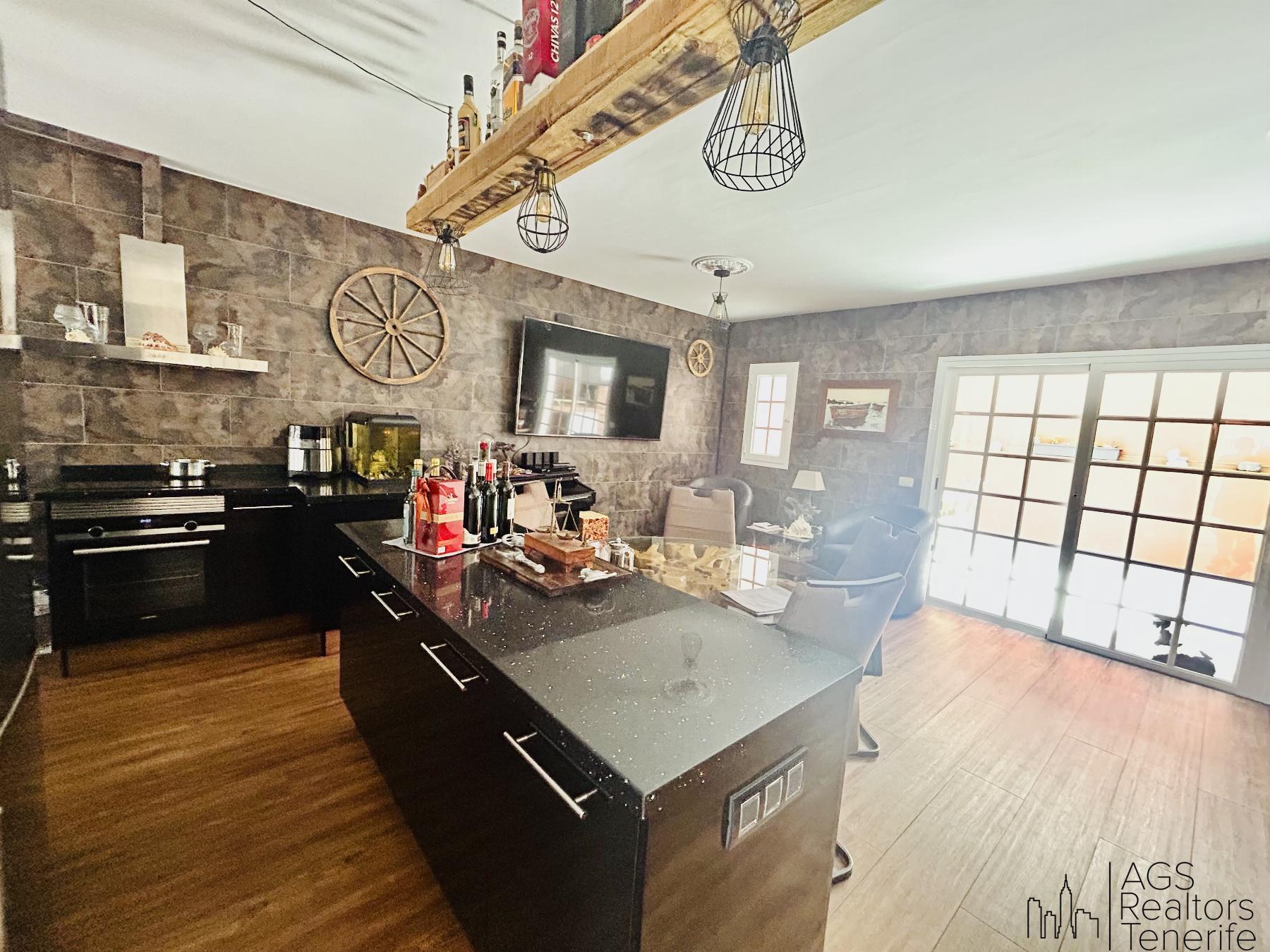 For sale of house in Callao salvaje