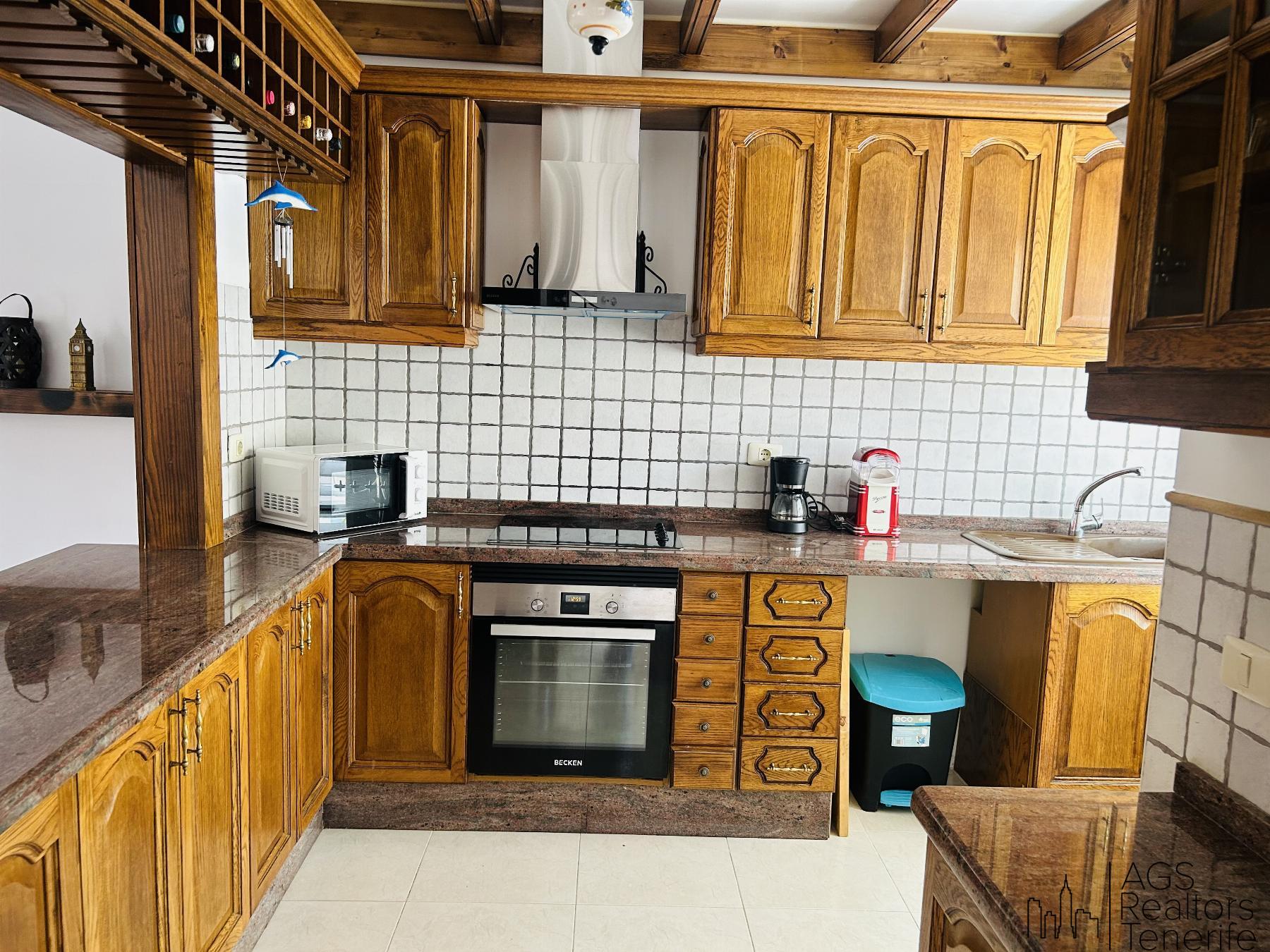 For sale of house in Callao salvaje