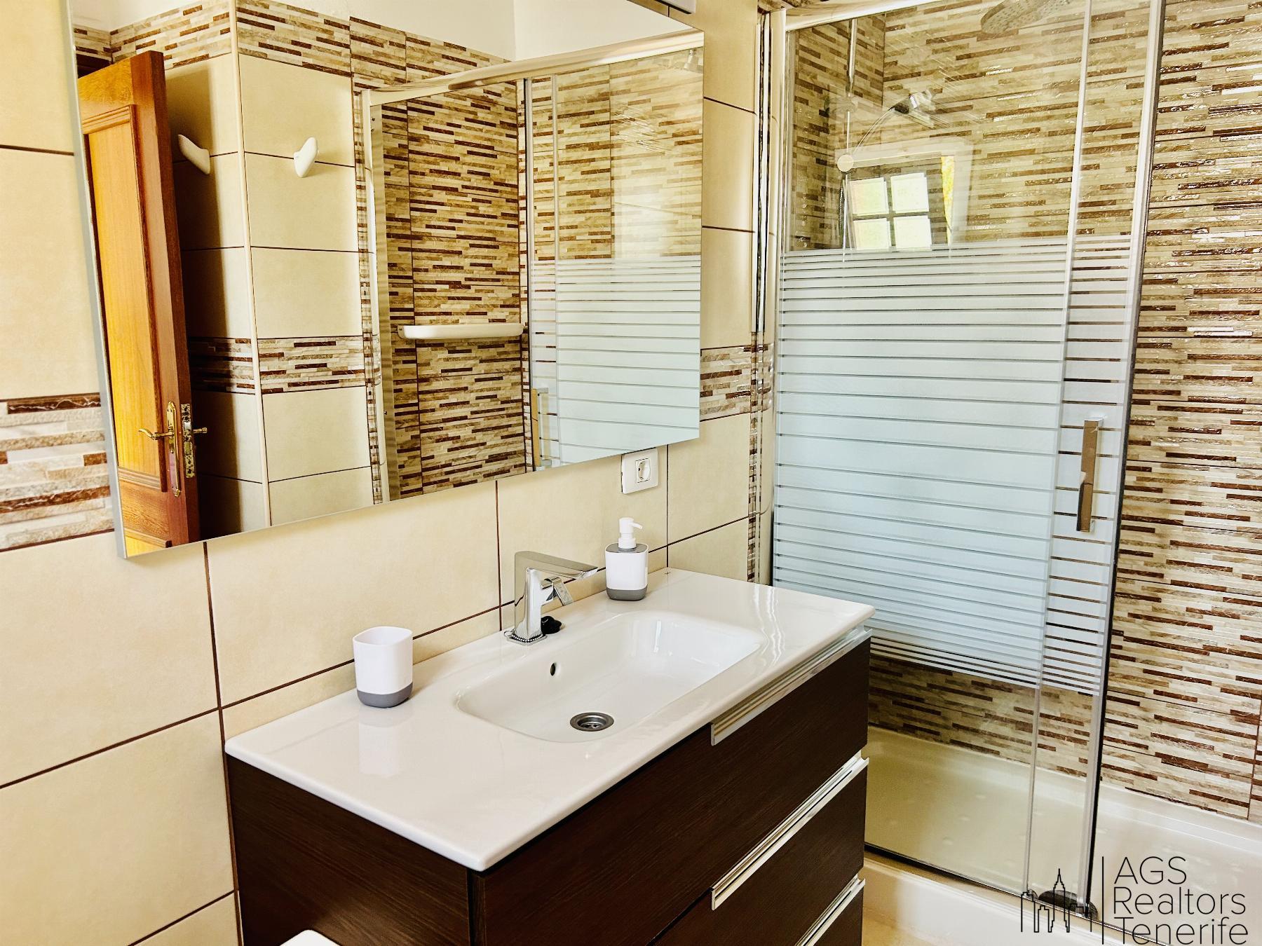 For sale of house in Callao salvaje