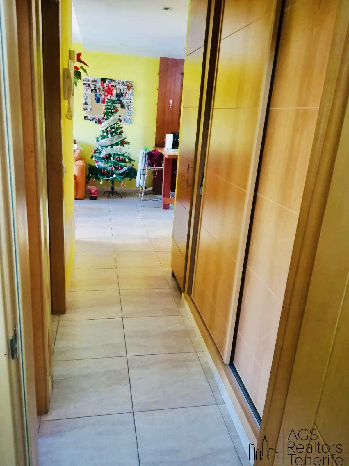For sale of apartment in San Isidro de Abona