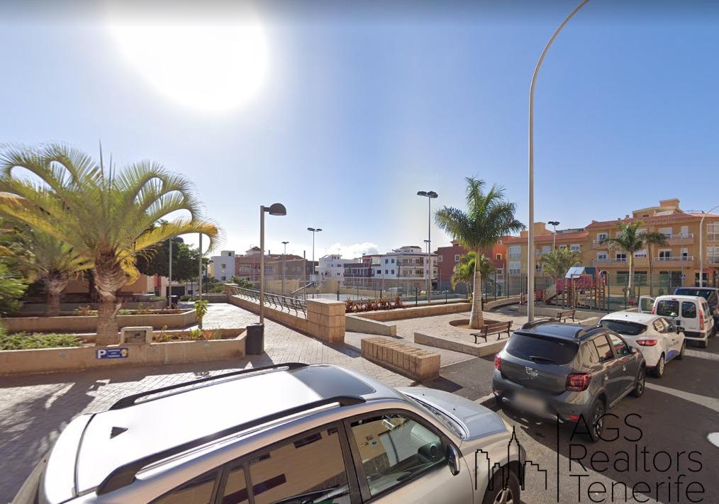 For sale of apartment in San Isidro de Abona