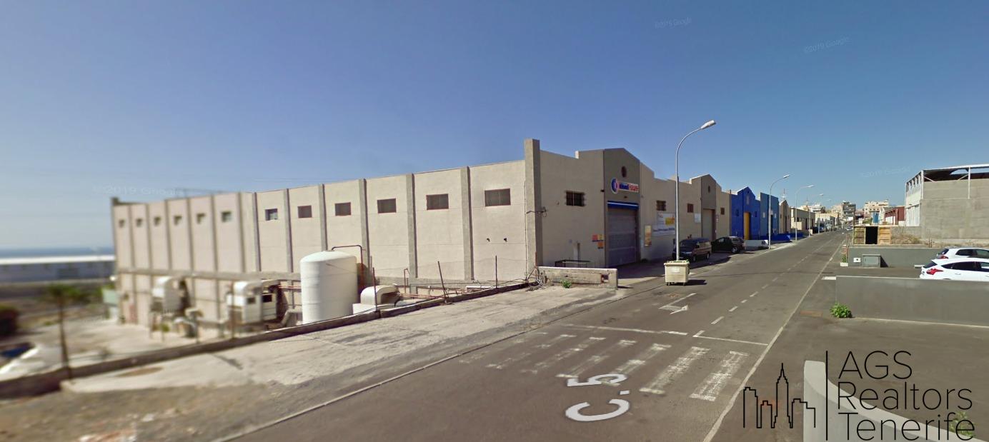 For rent of industrial plant/warehouse in San Miguel de Abona