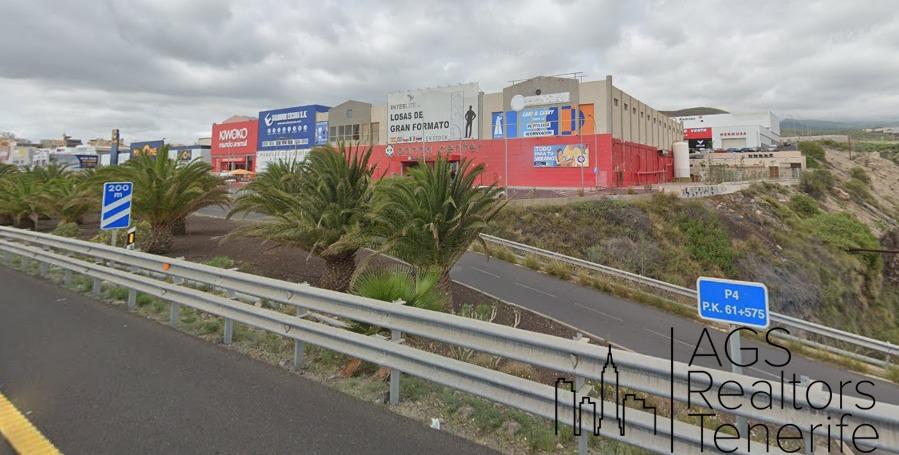 For rent of industrial plant/warehouse in San Miguel de Abona