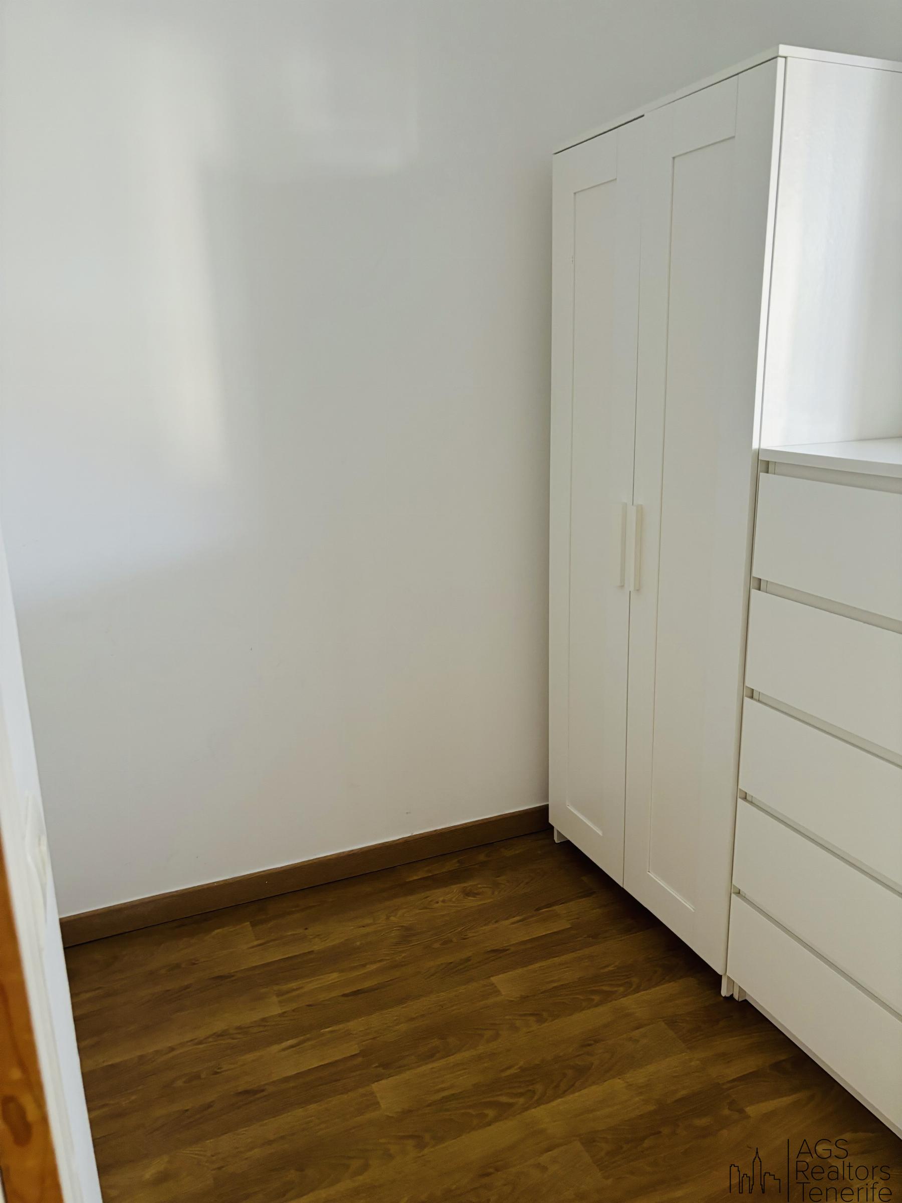 For sale of apartment in Arona