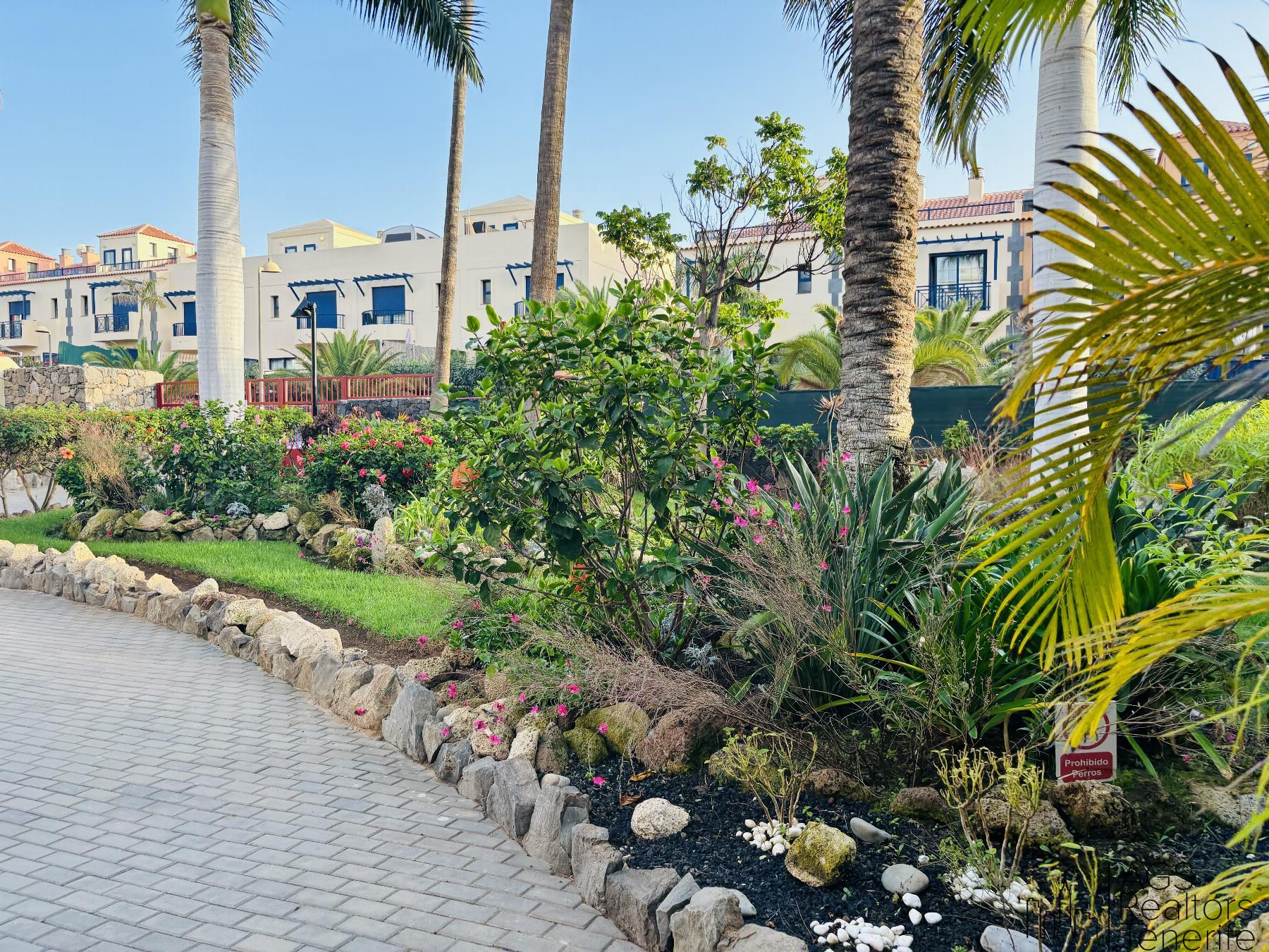 For sale of apartment in Arona