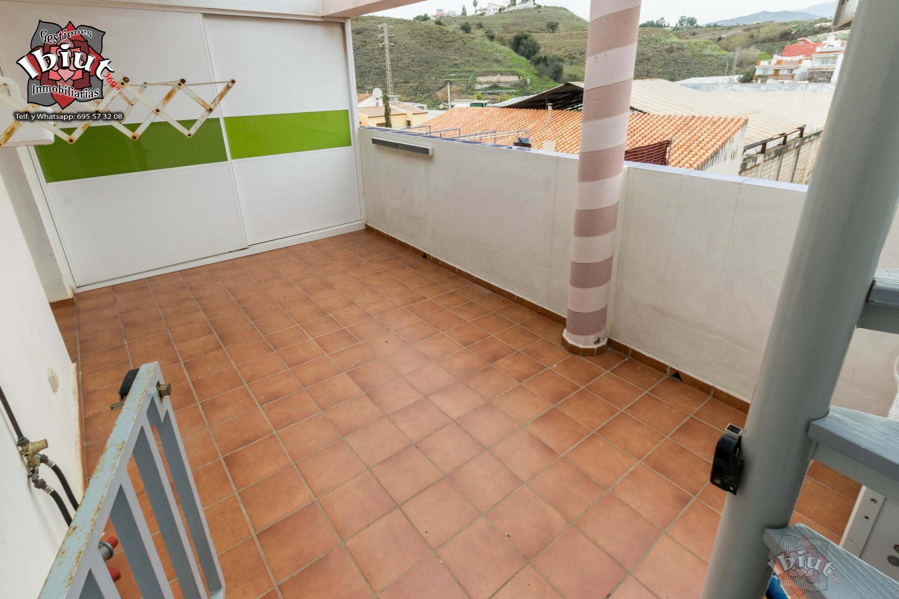 Alquiler de piso en Caleta de Vélez