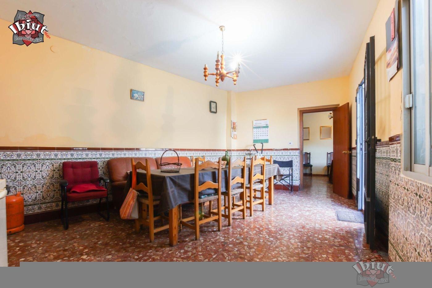 Venta de casa en Úbeda