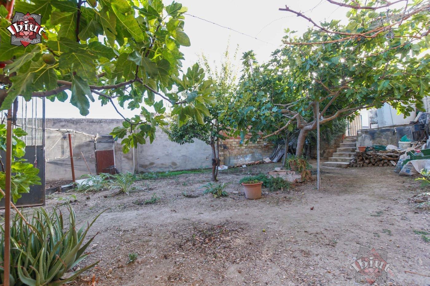 For sale of house in Úbeda