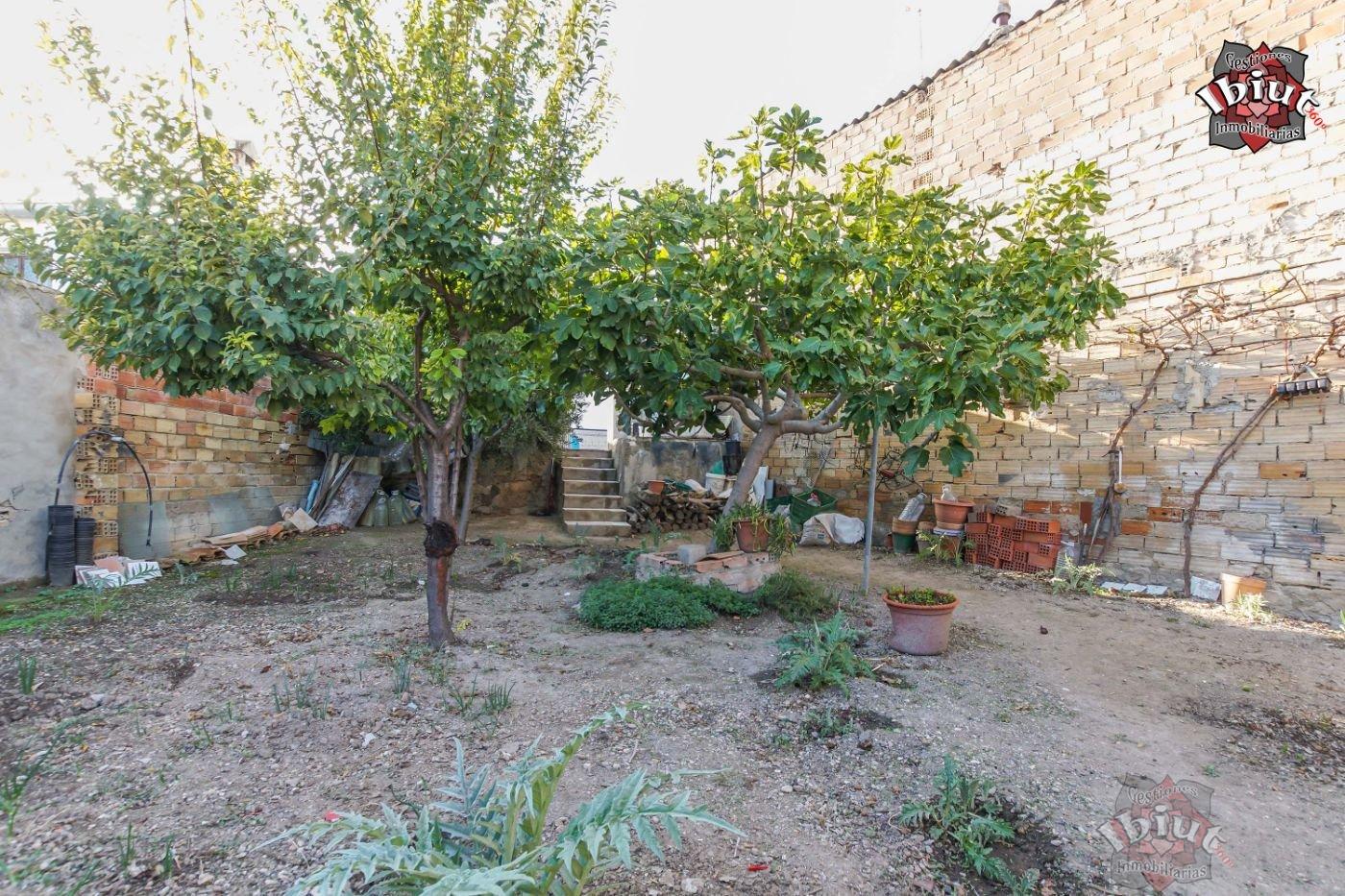 For sale of house in Úbeda