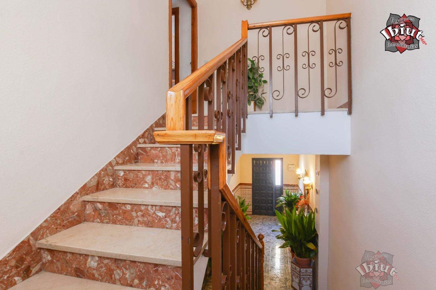 For sale of house in Úbeda