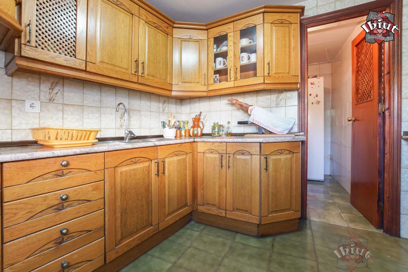 For sale of house in Úbeda