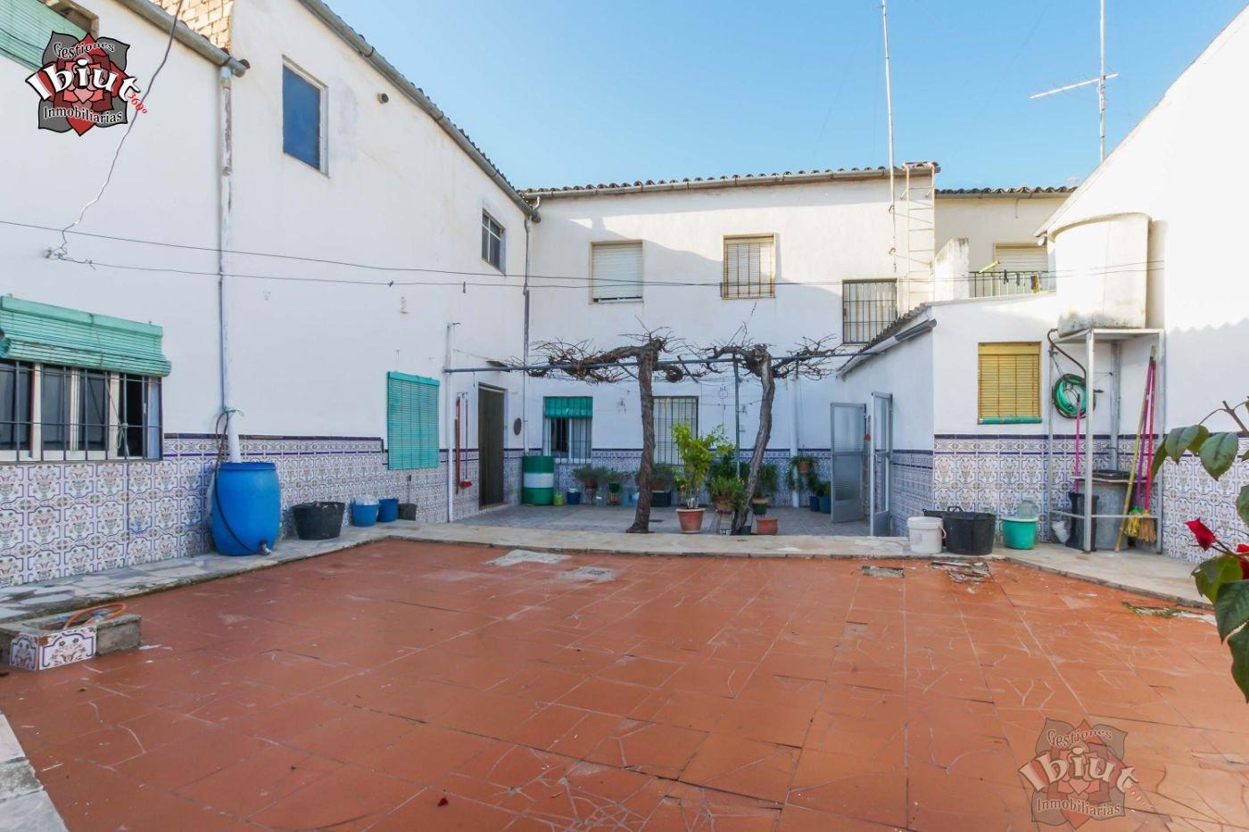 For sale of house in Úbeda