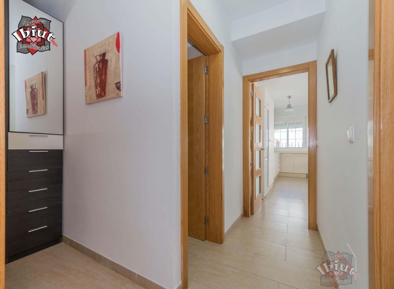 For sale of flat in Canillas de Aceituno