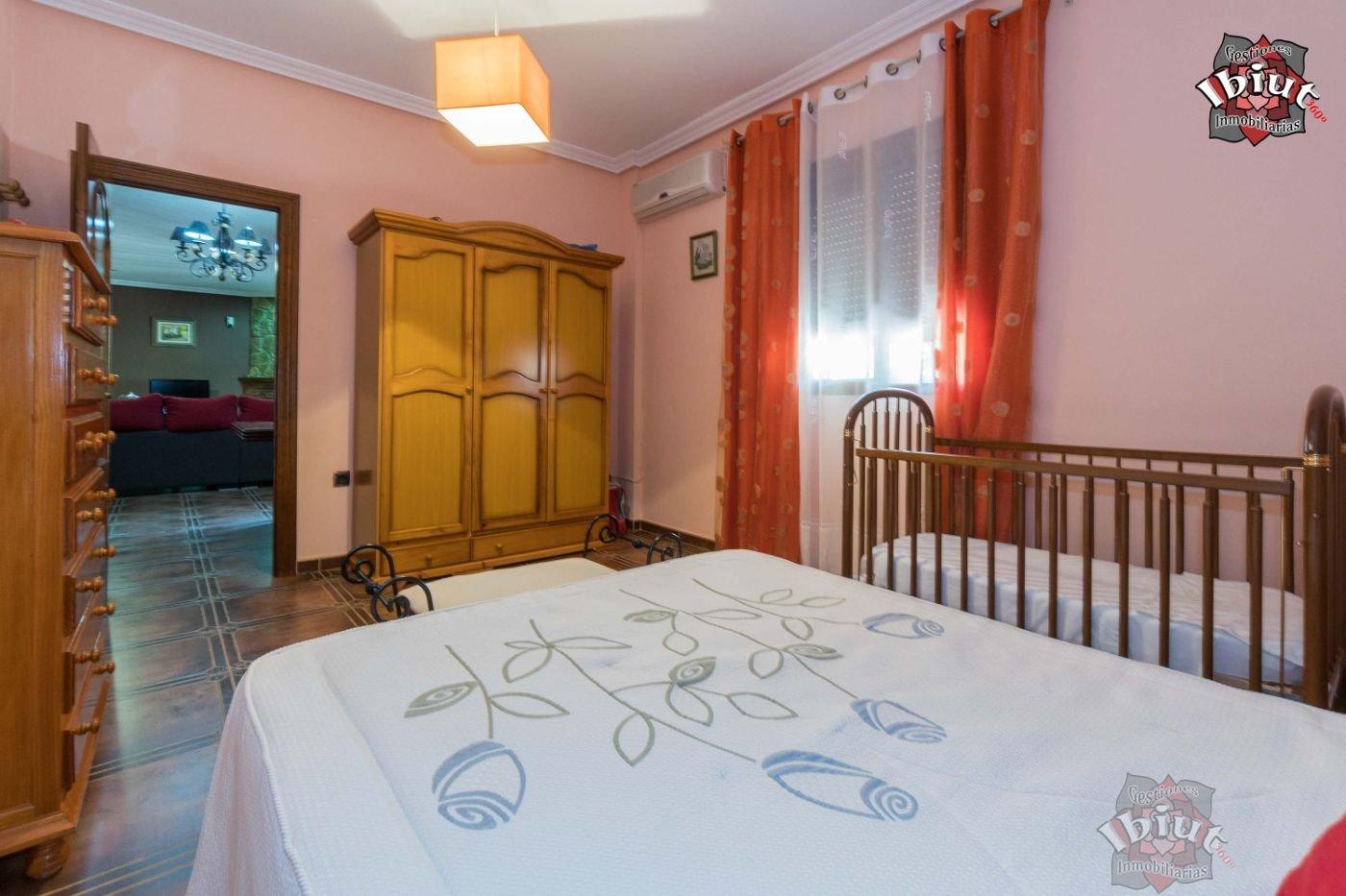 Venta de chalet en Rus