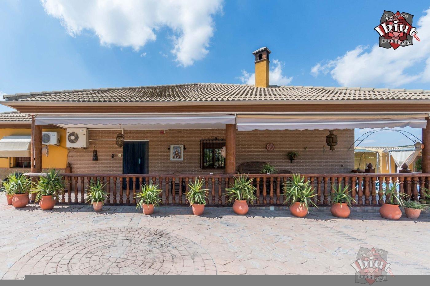 Venta de chalet en Rus