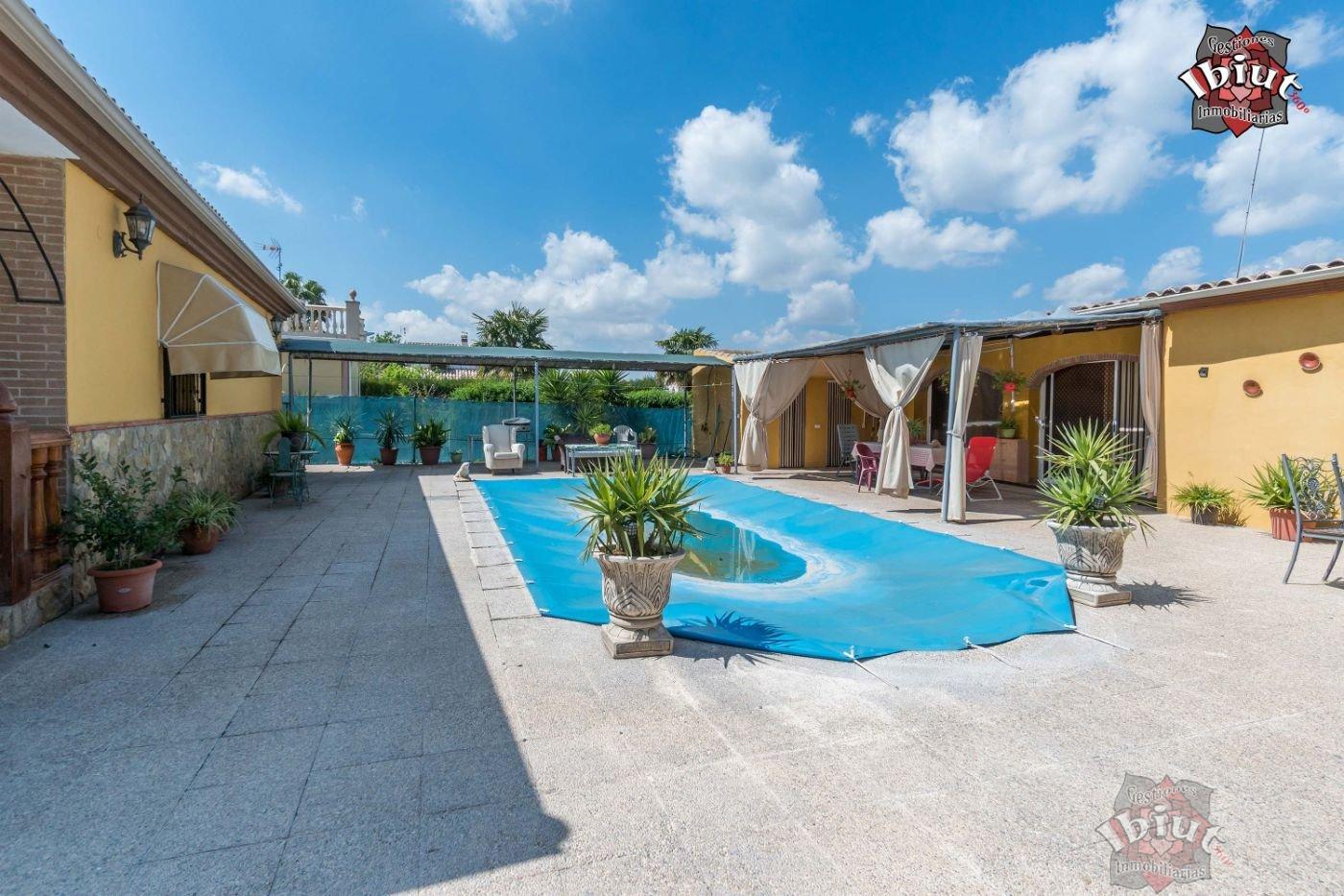 Venta de chalet en Rus