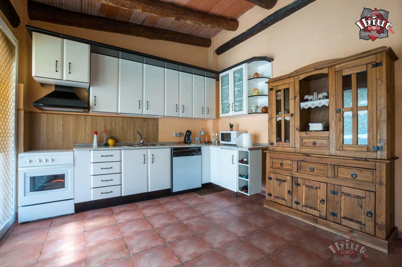 Venta de chalet en Rus