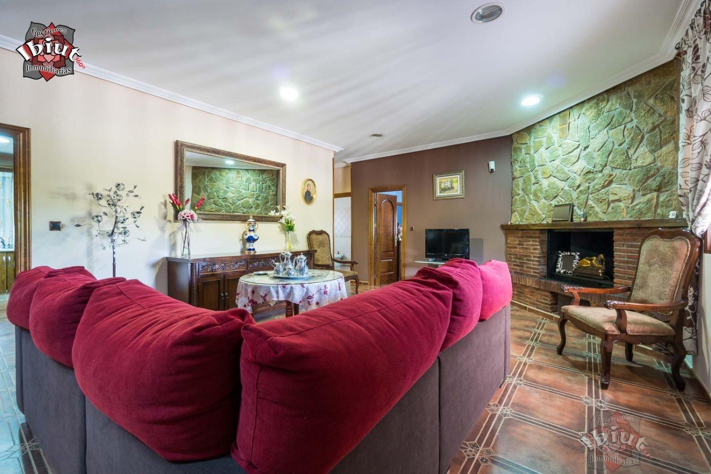 Venta de chalet en Rus