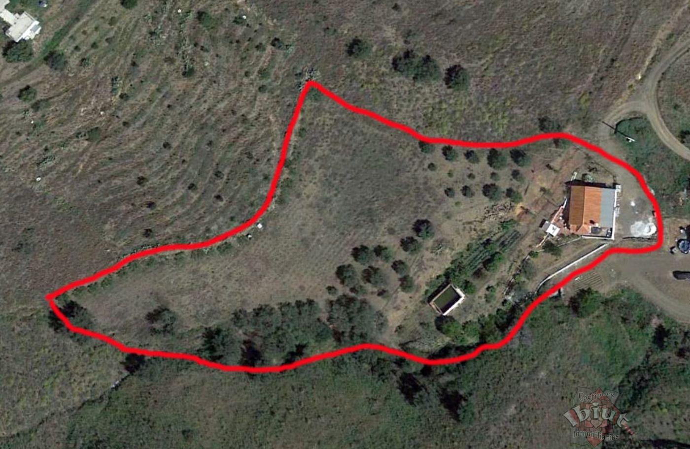 For rent of rural property in Macharaviaya