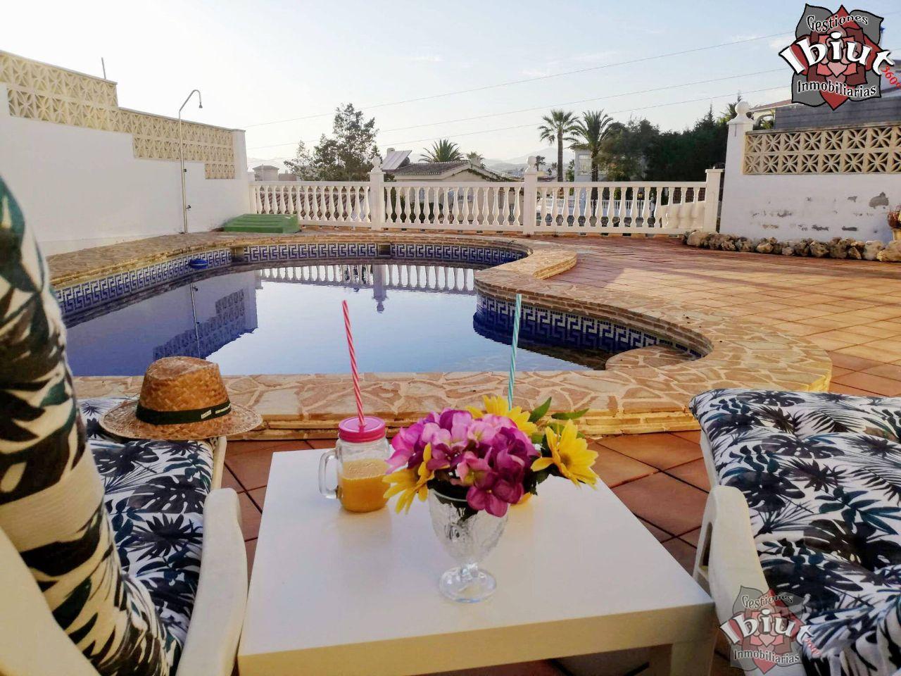 Alquiler de chalet en Caleta de Vélez