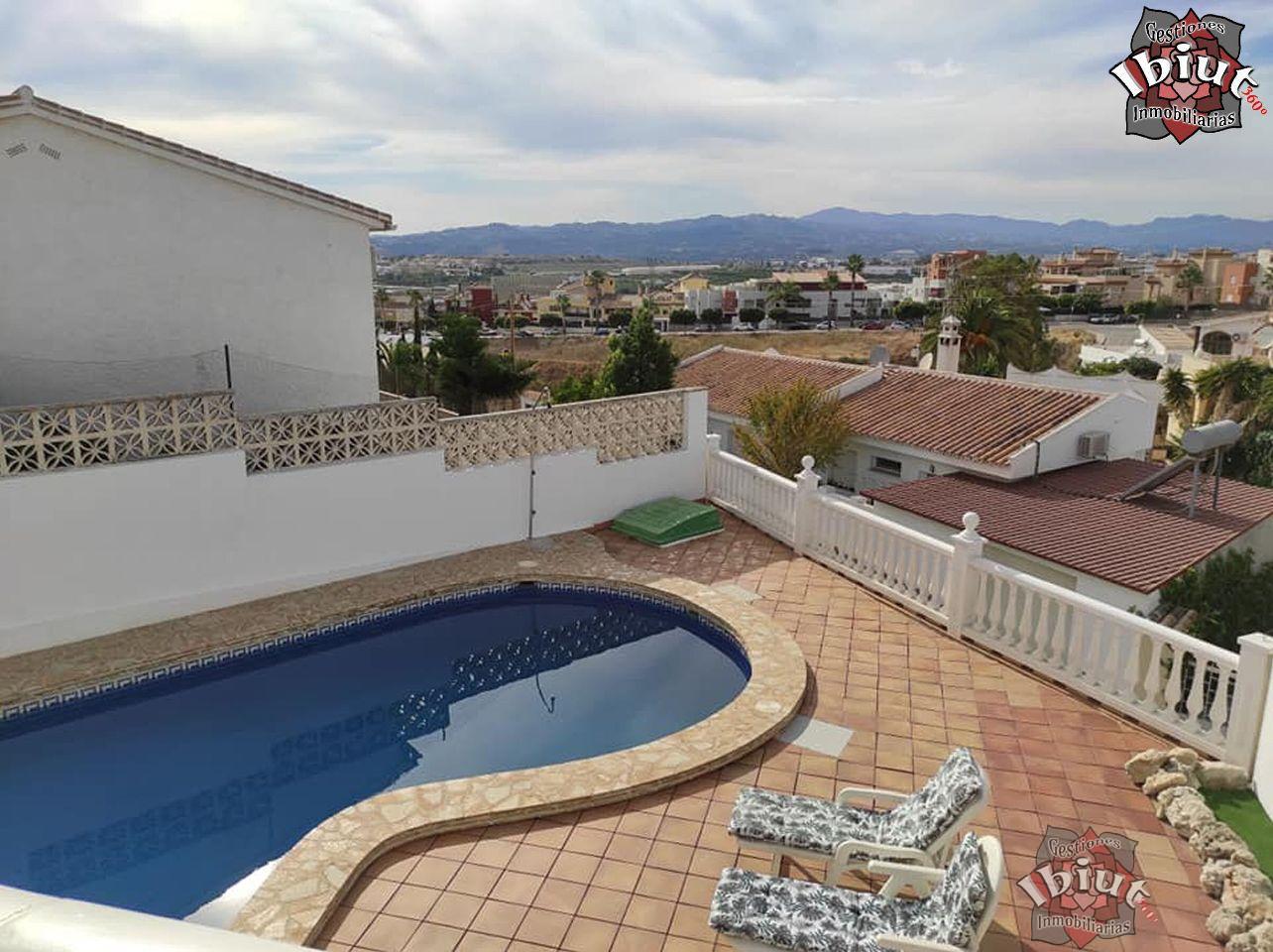Alquiler de chalet en Caleta de Vélez
