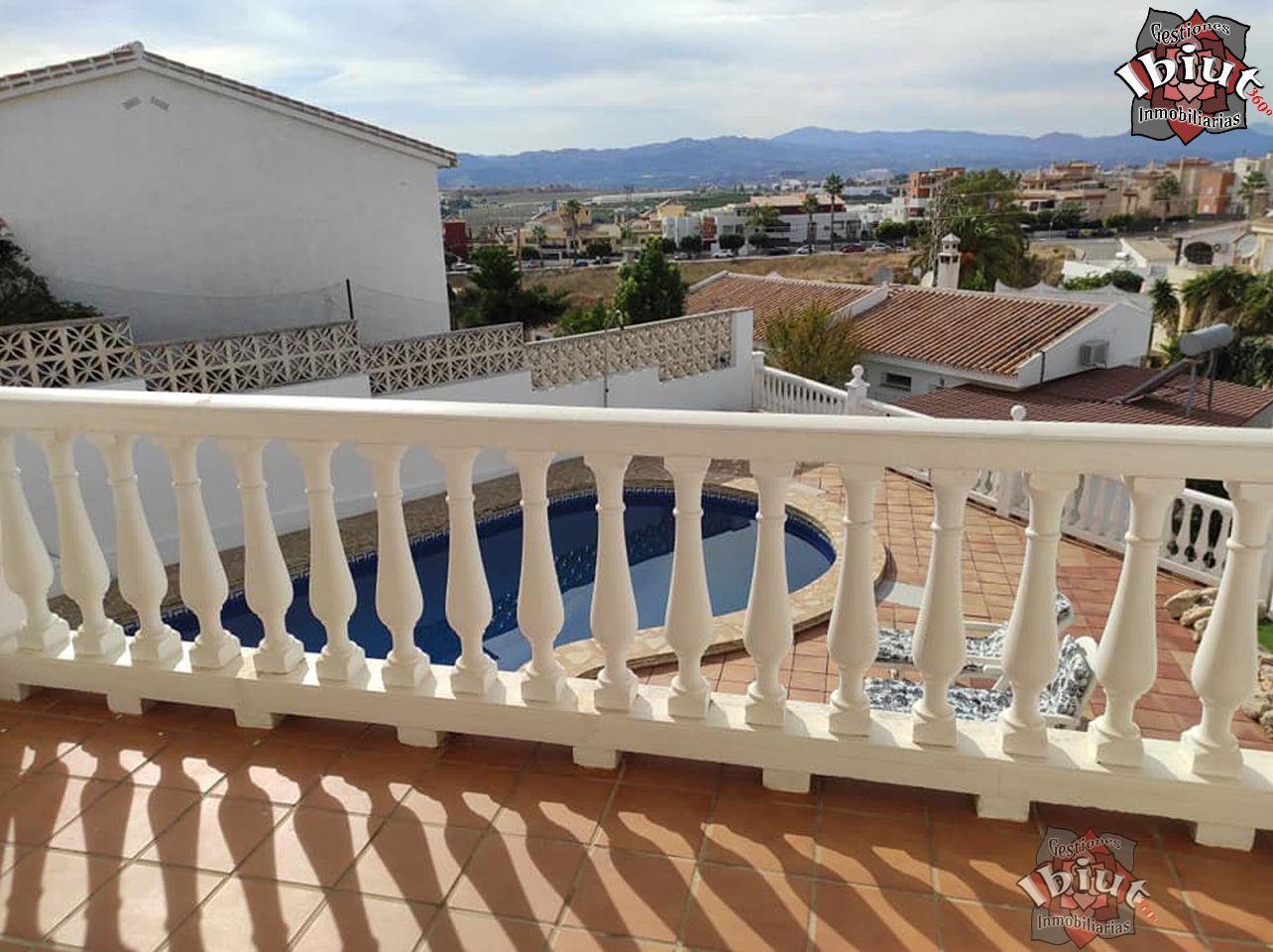 Alquiler de chalet en Caleta de Vélez