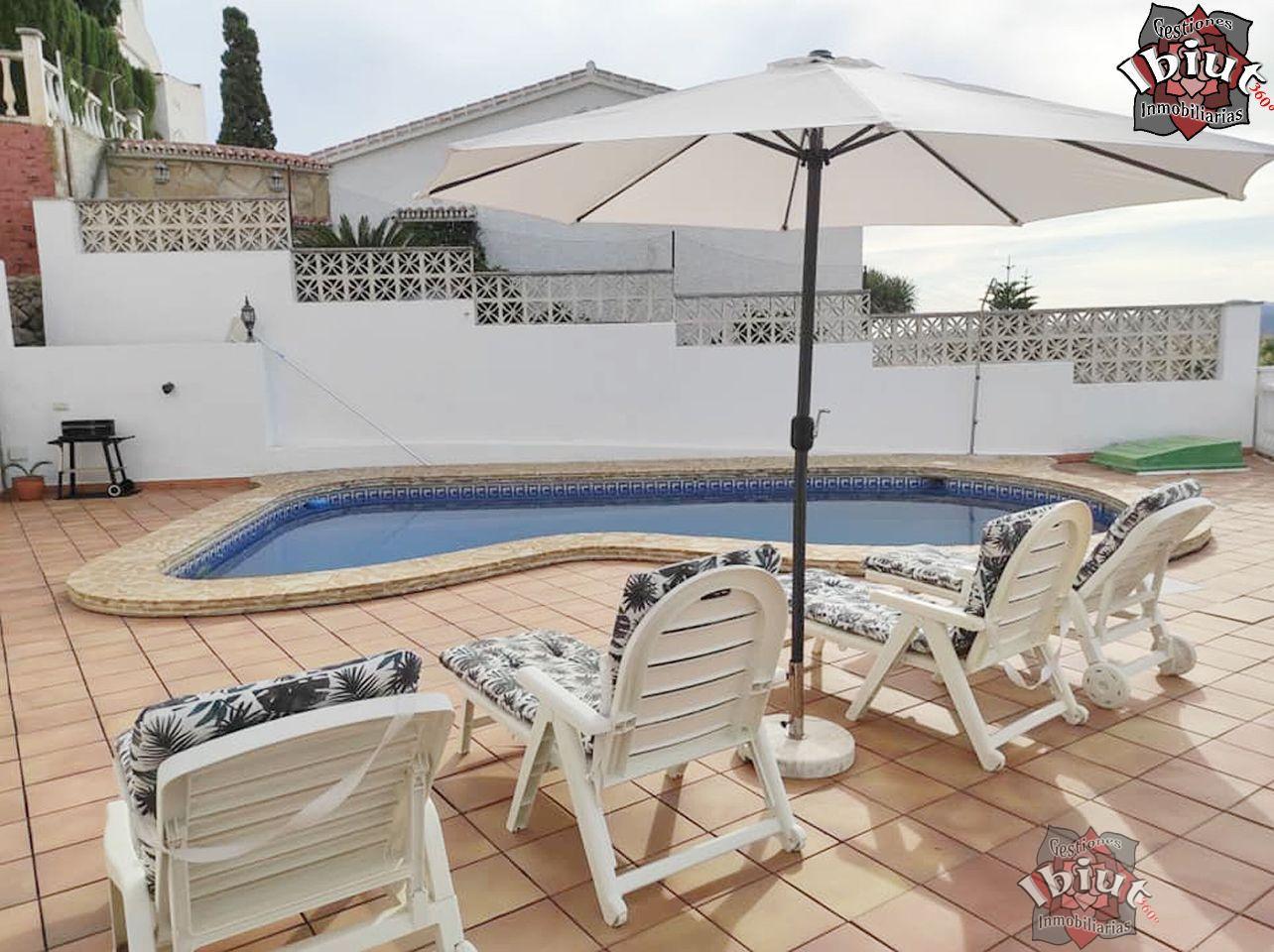 Alquiler de chalet en Caleta de Vélez