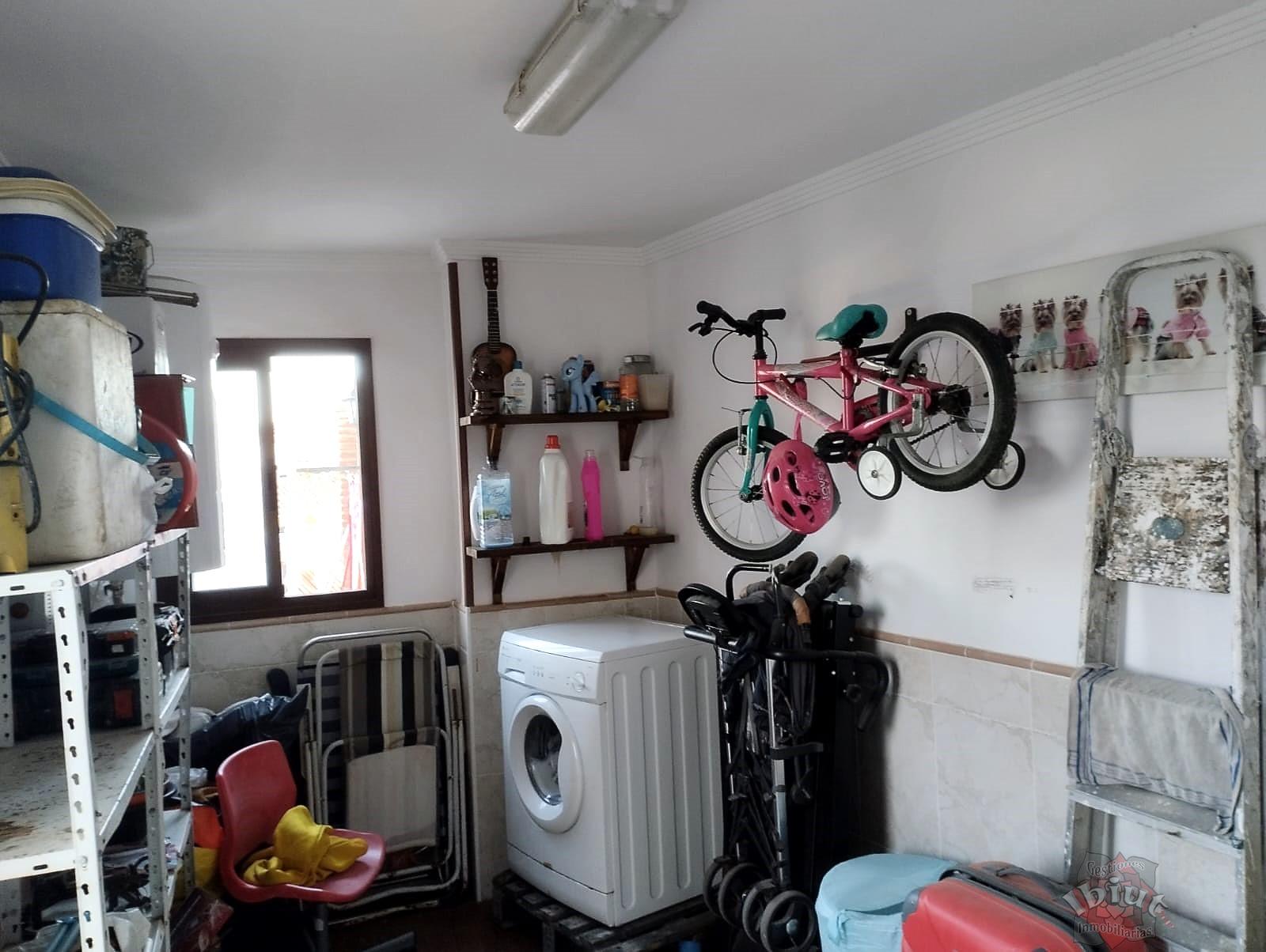 For rent of house in Benamocarra