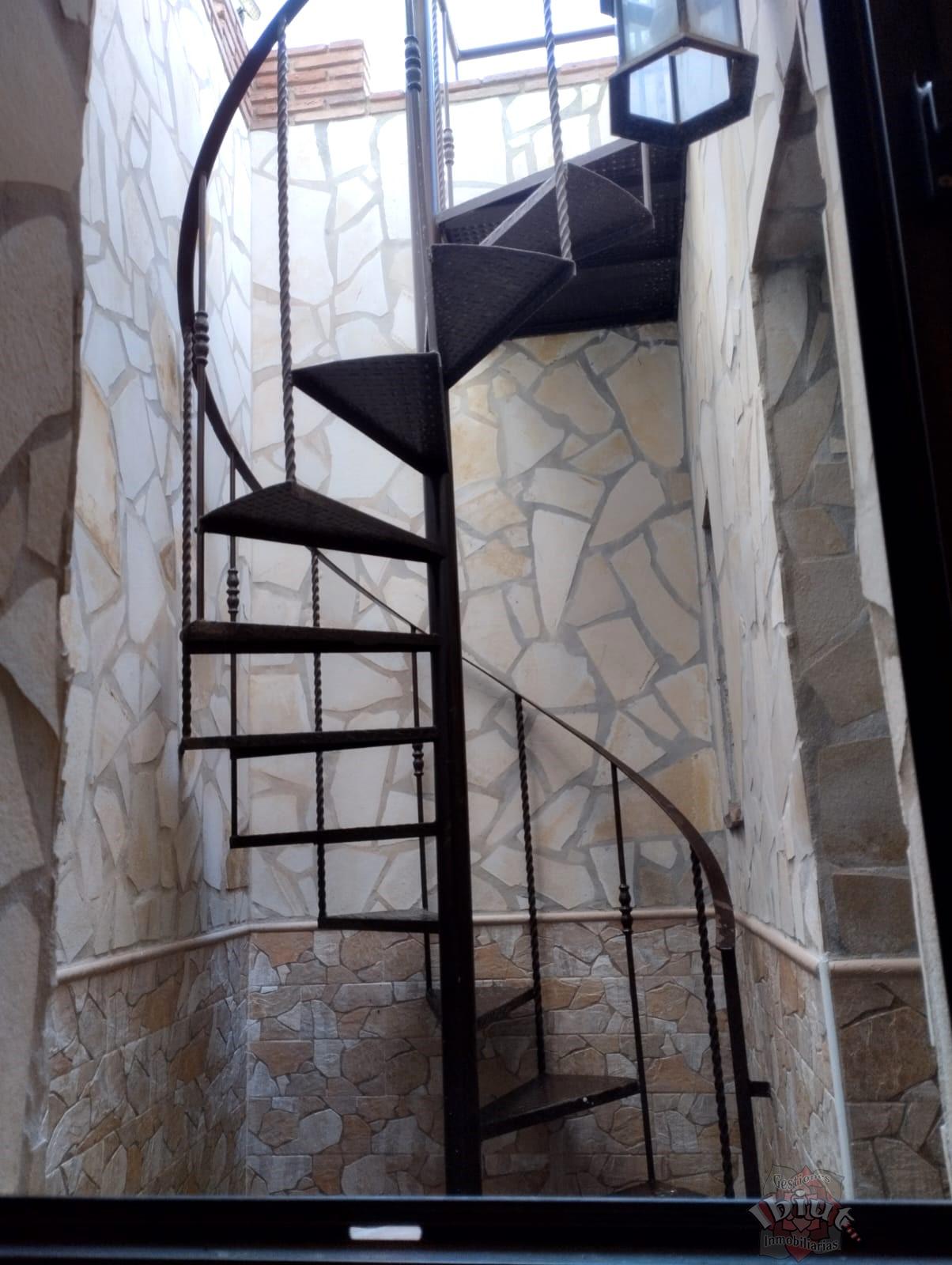 For rent of house in Benamocarra
