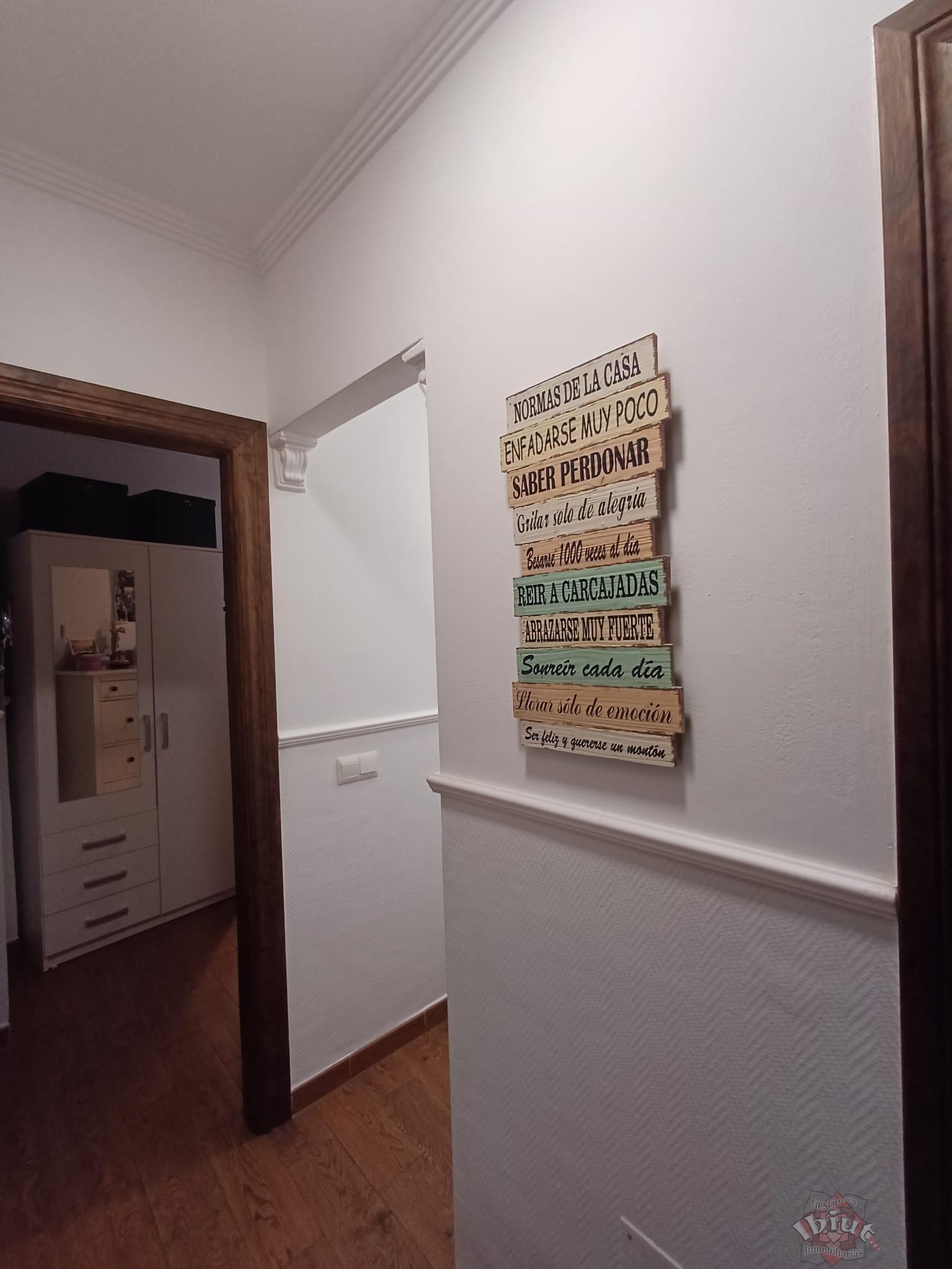 For rent of house in Benamocarra