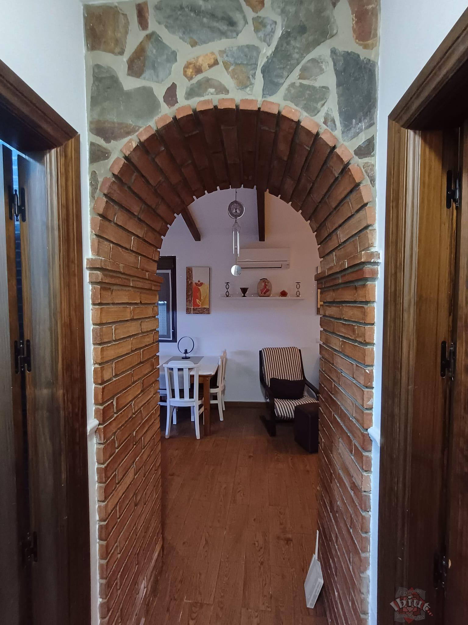 For rent of house in Benamocarra