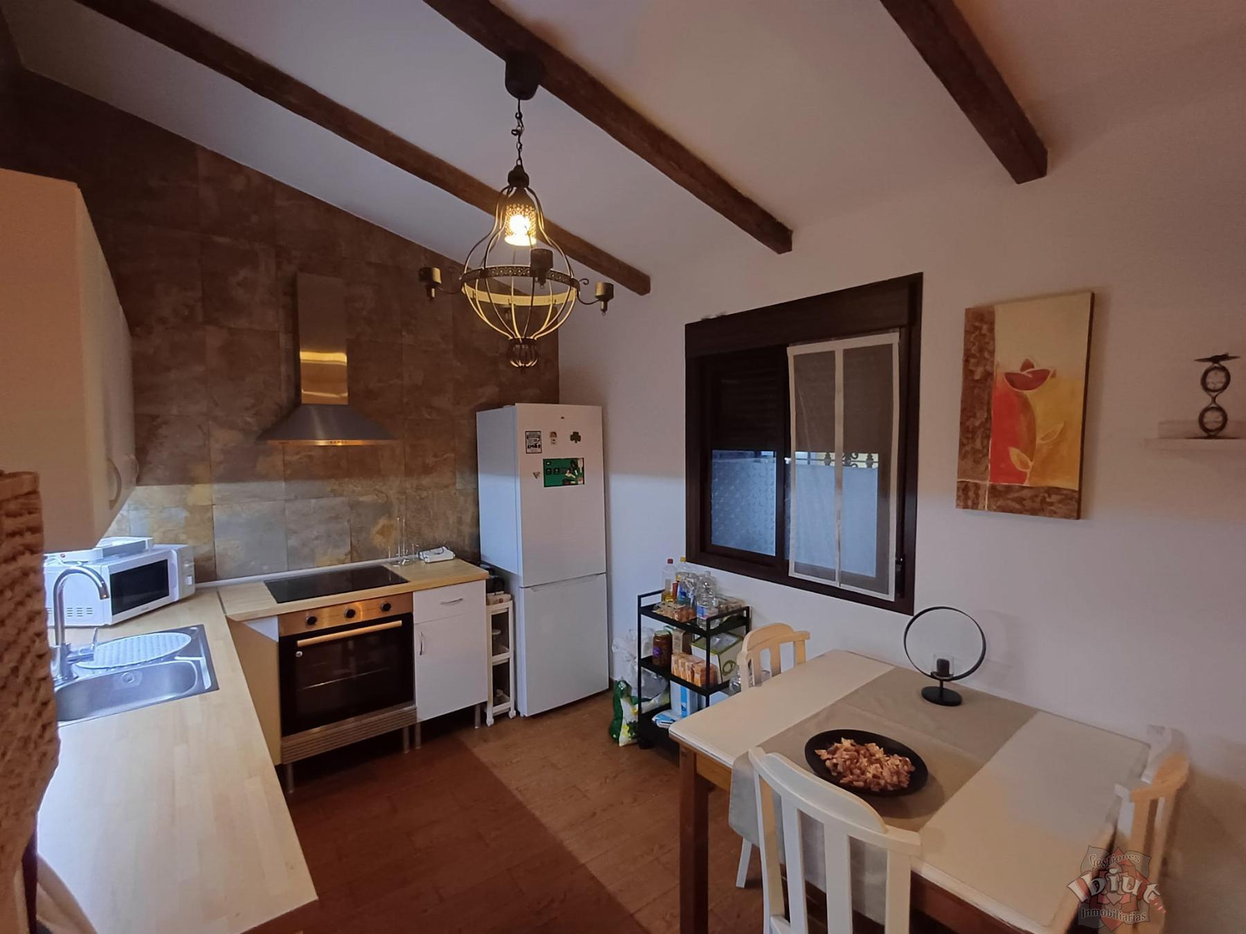 For rent of house in Benamocarra