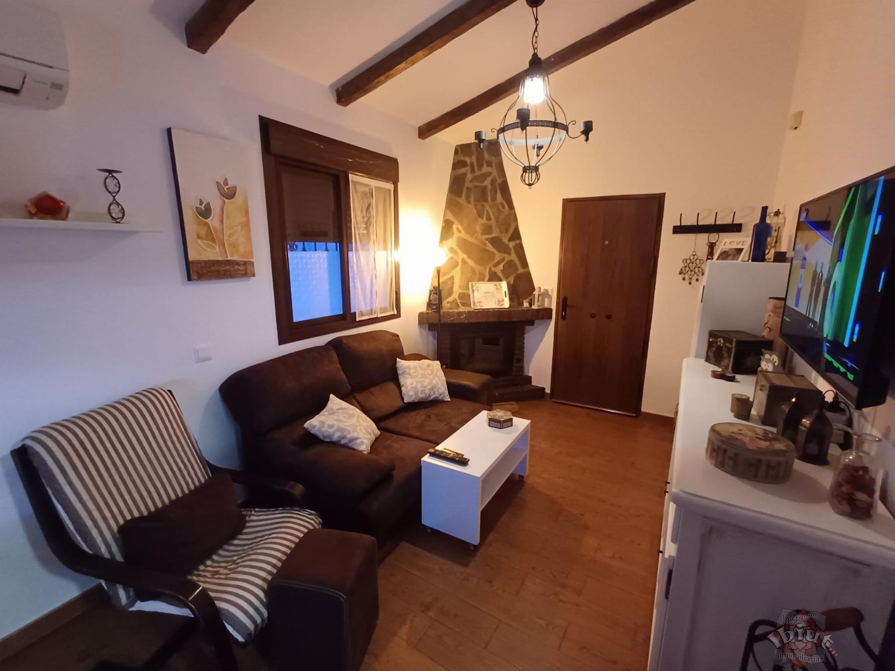For rent of house in Benamocarra