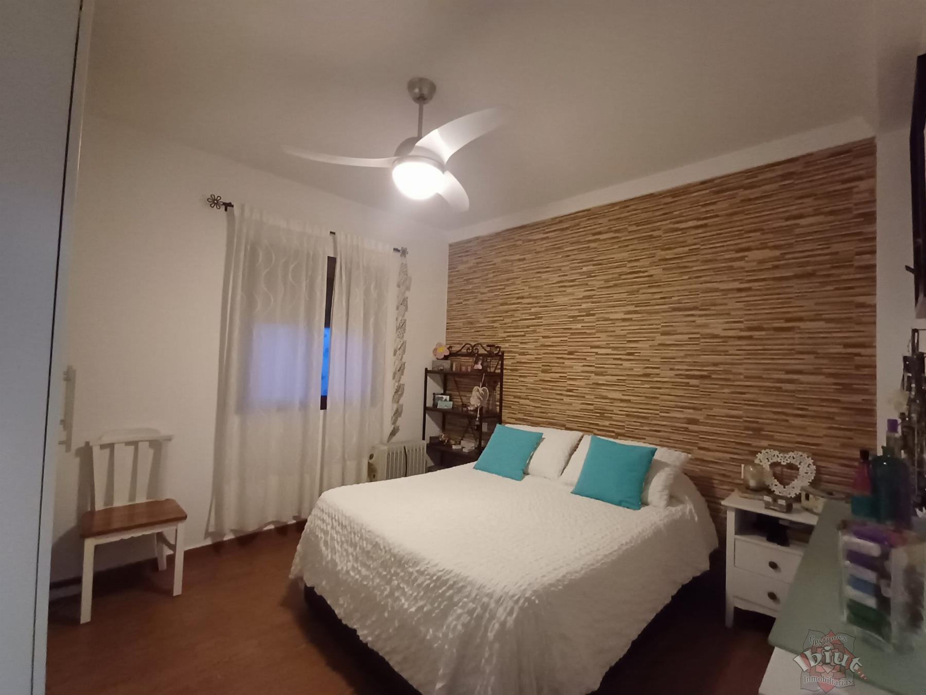 For rent of house in Benamocarra