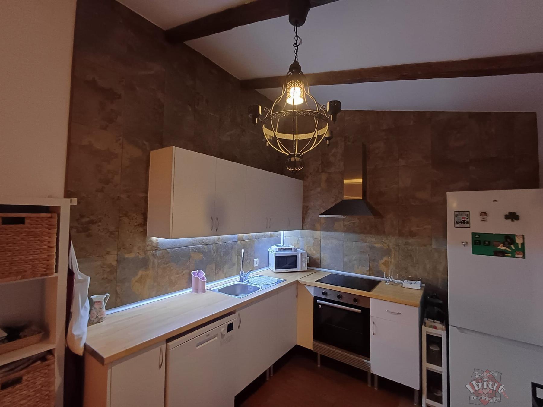 For rent of house in Benamocarra
